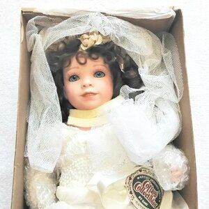 Vintage BNIB Cottage Collectibles 15" Bride Kammie Porcelain Doll by GANZ!!